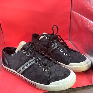 Coach Low Top Sneakers size 7.5 in excellent condition